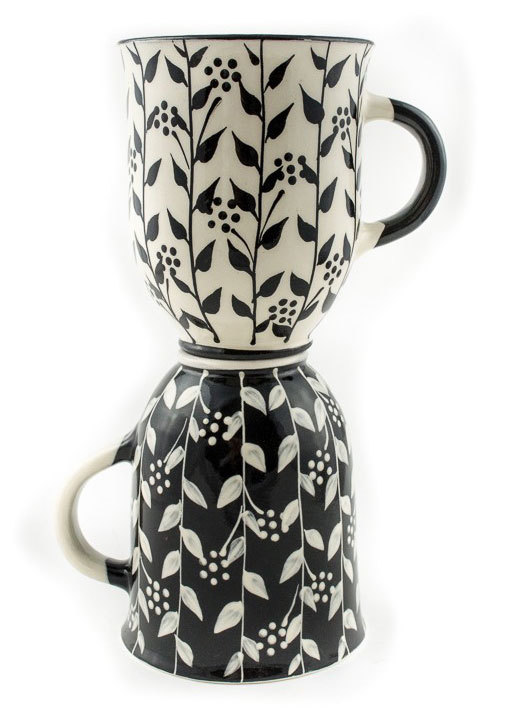 Комплект големи керамични чаши "Черно и бяло"